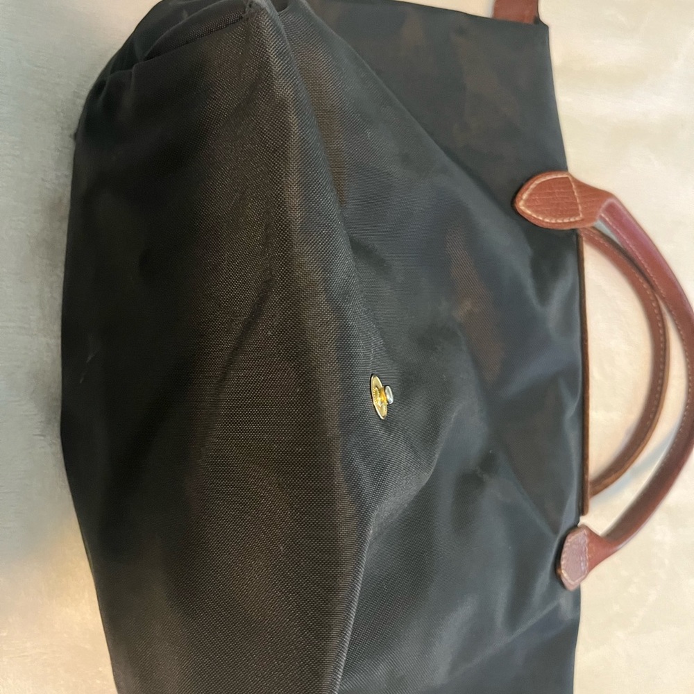 Small well-loved navy Longchamp bag - Picture 3 of 3